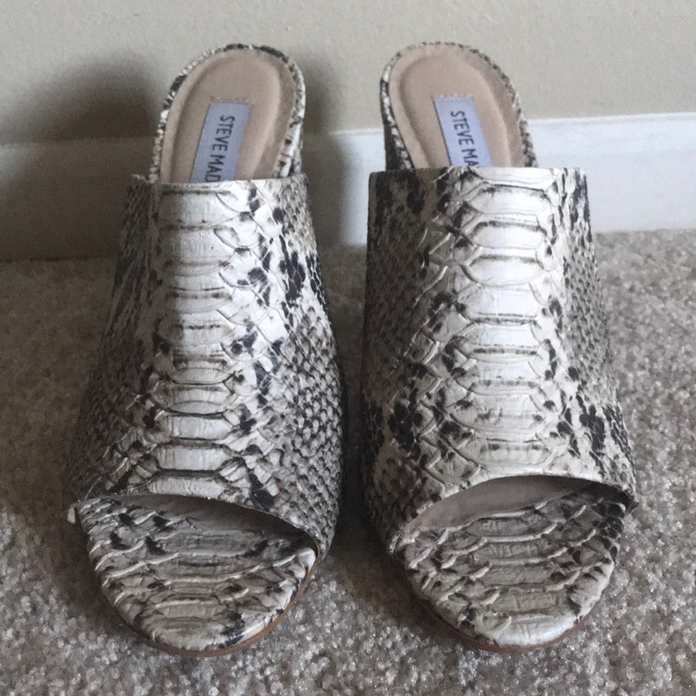 Steve Madden Snakeskin Slip on Heel